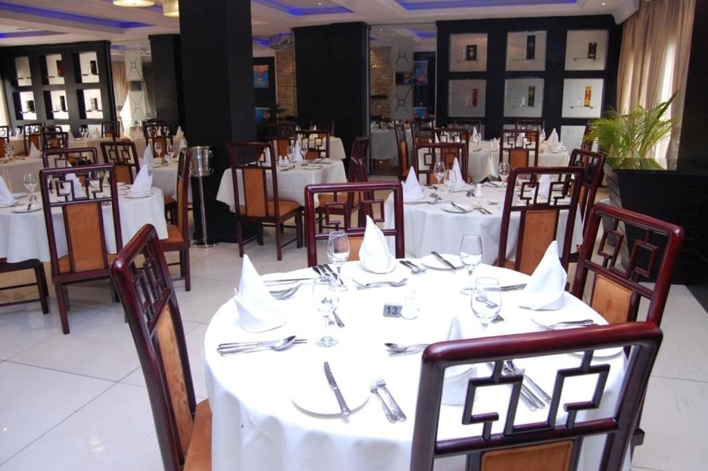 Owu Crown Hotel Ιμπαντάν Εξωτερικό φωτογραφία