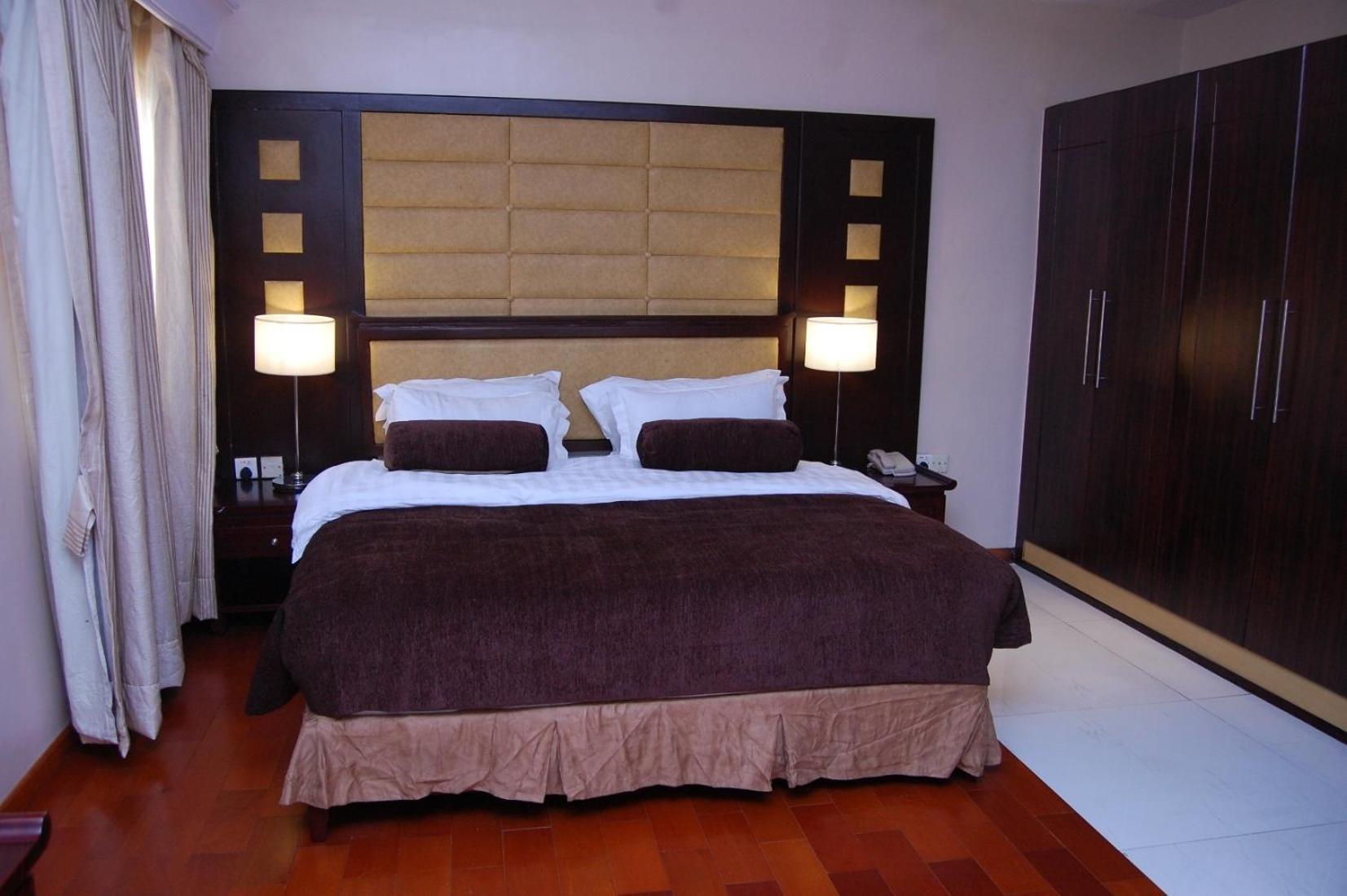 Owu Crown Hotel Ιμπαντάν Δωμάτιο φωτογραφία